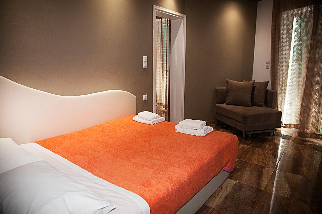 Zeus Hotel