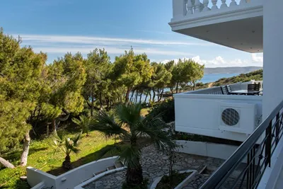 Golden View Villas