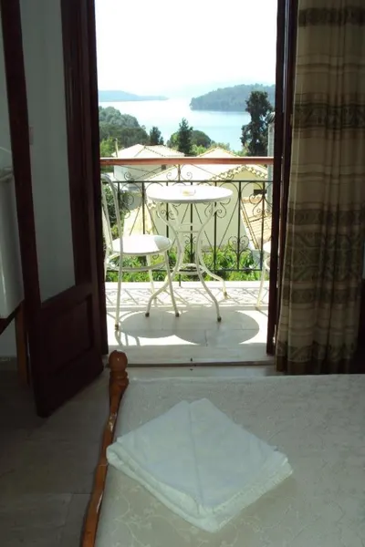 hotel Nostos