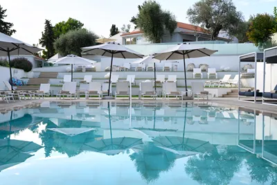 Ray Hotel
