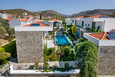 Village Esperia
