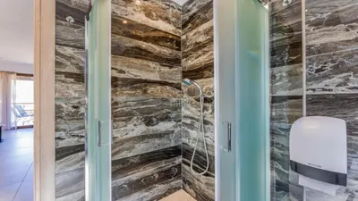 Penelope Luxury Suites