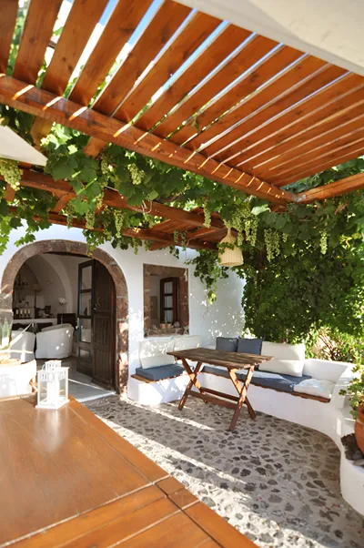 Fava Eco Suites Santorini