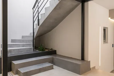 Ostrakon Suites
