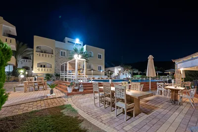 Nikos Apartments Stalis