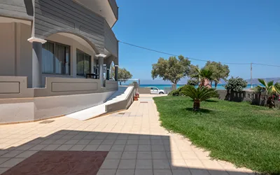 Christina Beach Kissamos