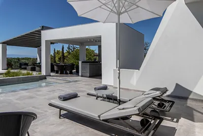 Ilios Villa