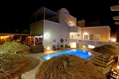 Sellada Apartments Santorini