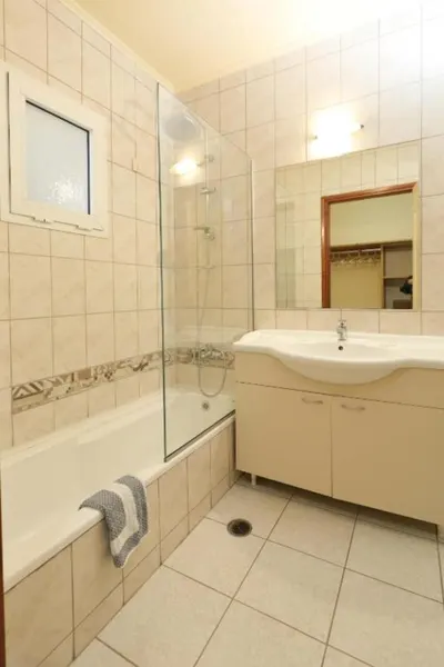 Theo Hotel Apartments