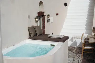 Nano Oia Villa