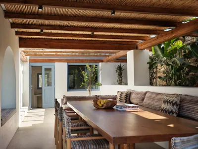 Ona Villa