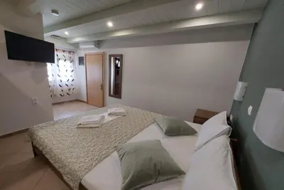 Anassa Studios