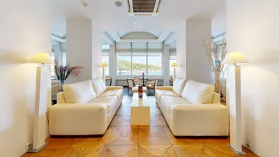 Lucy Hotel Chalkida