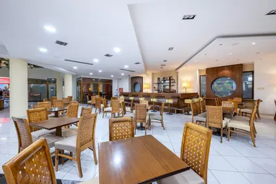 ARISTOTELES HOLIDAY RESORT & SPA