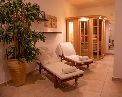 Astron Princess Hotel