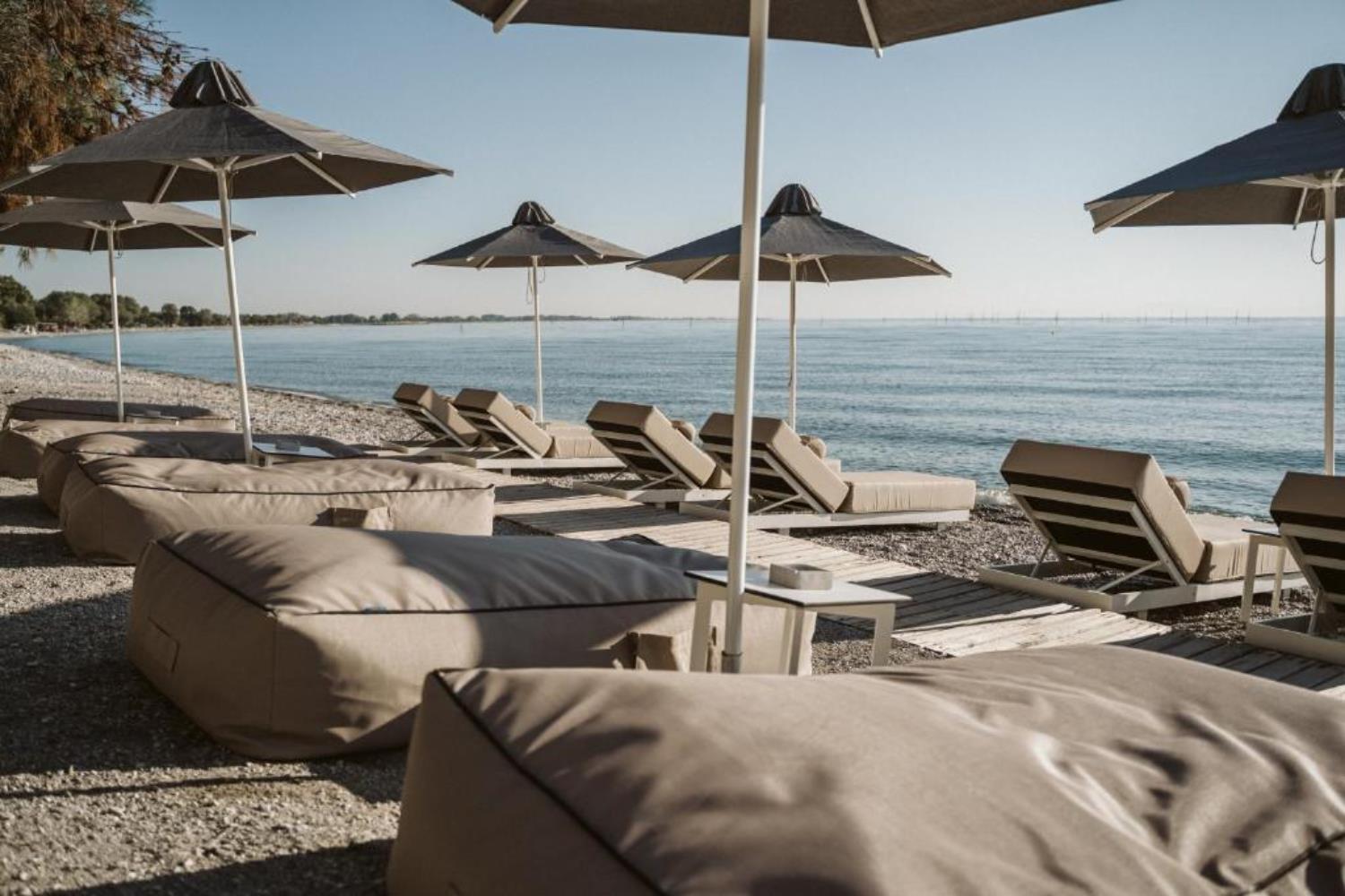Akrotiri Olympos Luxury Suites