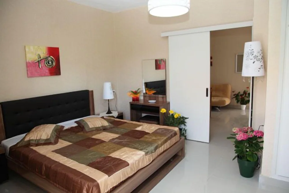 OV Suites
