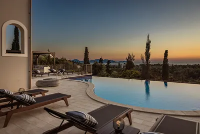 Villa Karmaniolos