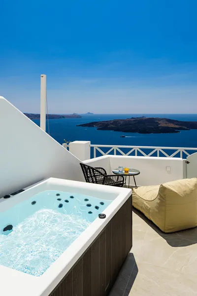 Elia Caldera Suites
