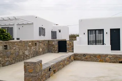 Giannoulaki Hotel