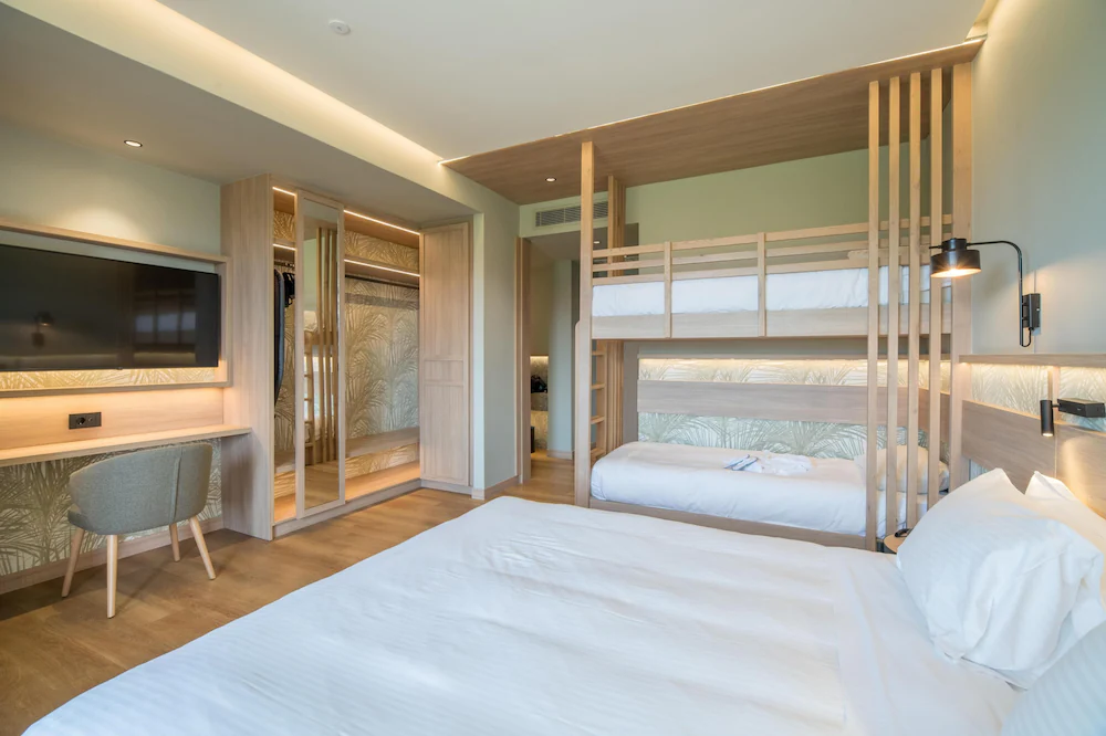 Senseana Sea Side Resort & Spa