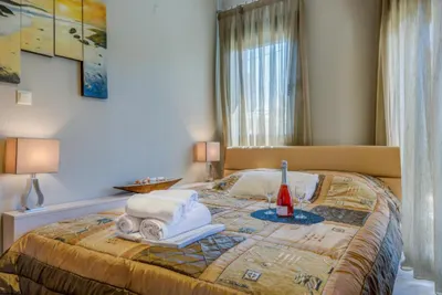 TORONI BLUE SEA HOTEL