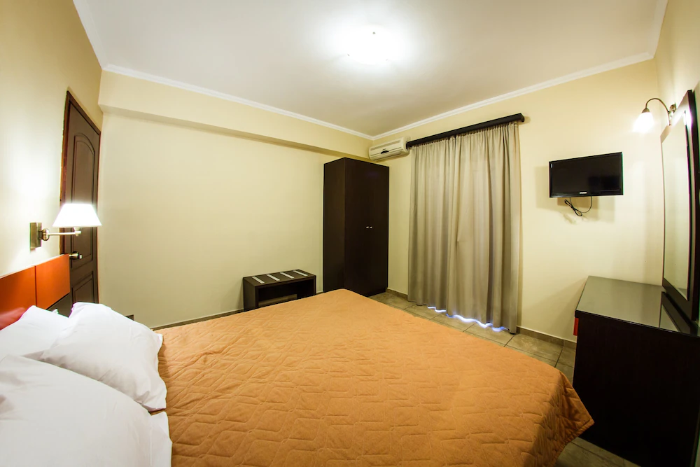 Porto Planos Beach Hotel