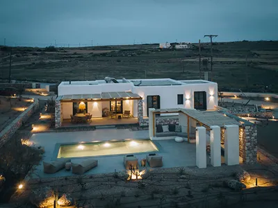 Kosmitis Suites & Villas