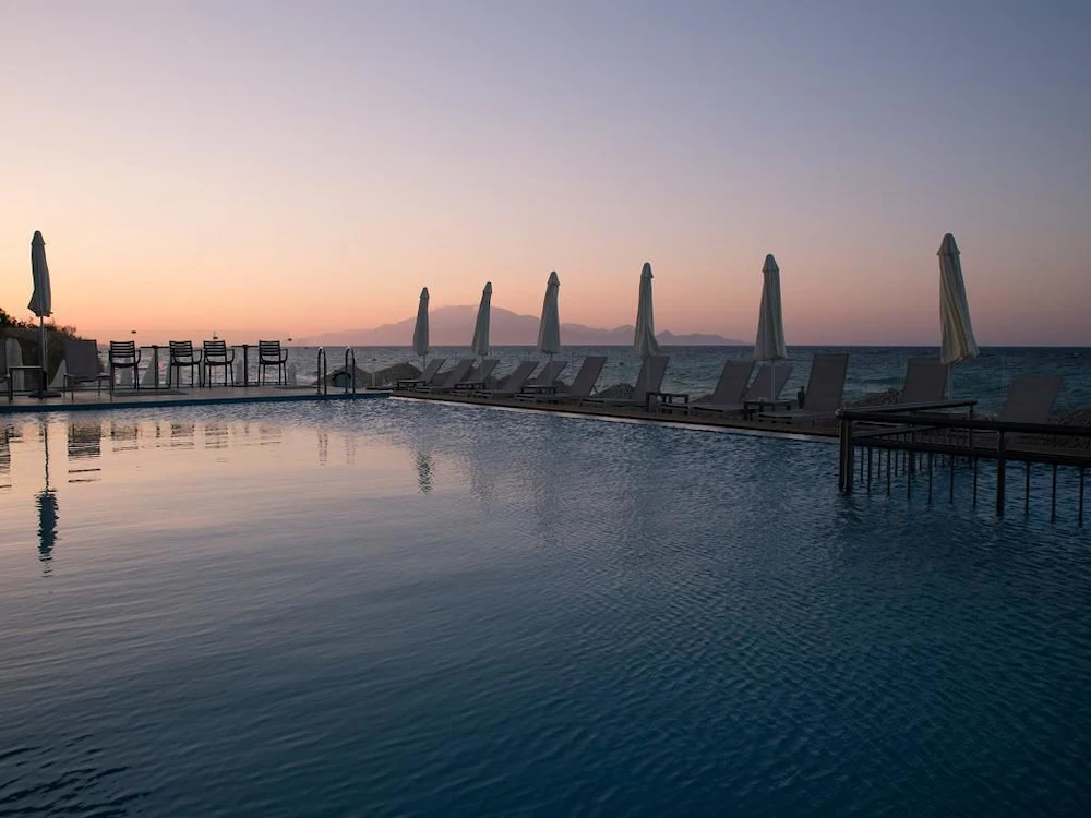 Golden Coast Suites