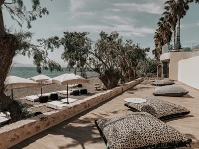Sagredo Beachfront Retreat & Spa by E-GEO