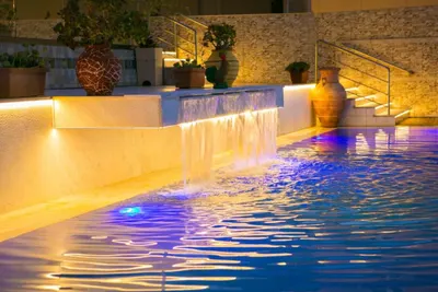 Theo Hotel Apartments