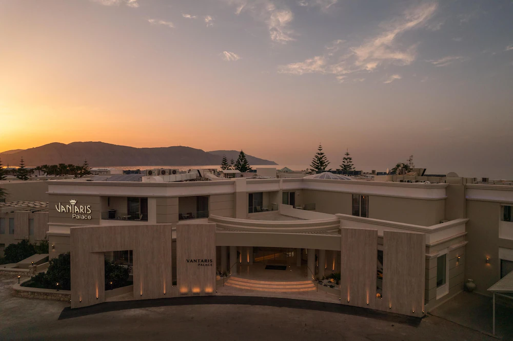 Vantaris Palace Hotel