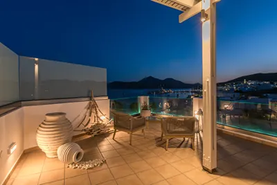 Ostria Hotel