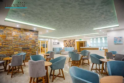 Hotel Tropical