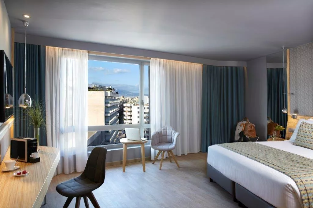 Zeus Wyndham Grand Athens