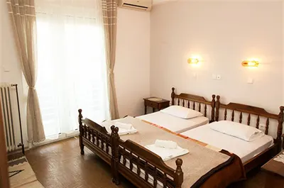 Theo Hotel