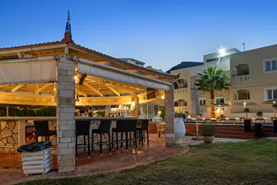 Nikos Apartments Stalis