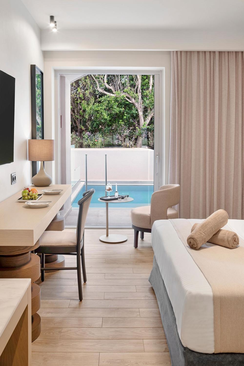 Creta Royal Hotel