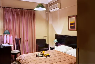 Nicola Hotel Athens