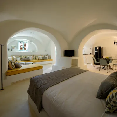Potamos Luxury House