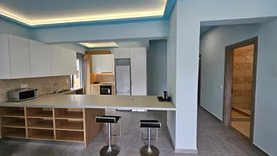 Rhodes City University Suite