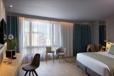 Zeus Wyndham Grand Athens