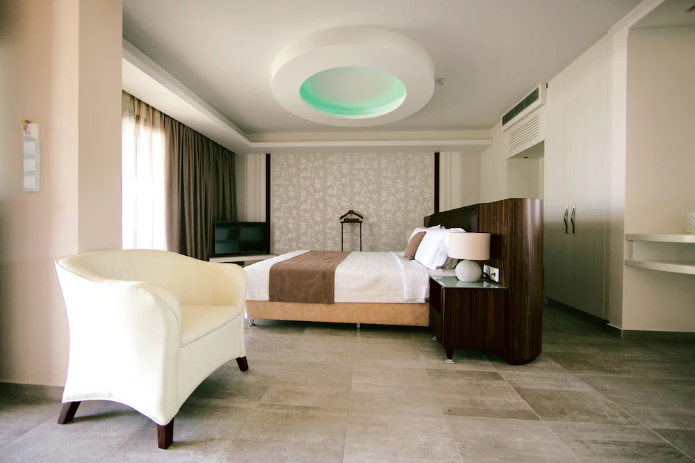 Atlantis Hotel