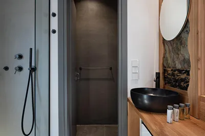 Kosmitis Suites & Villas