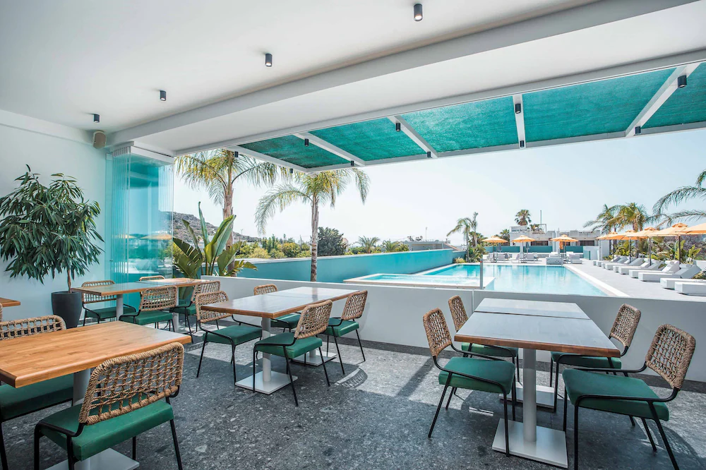 Mazoren Art Hotel