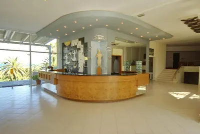 Mendi Hotel