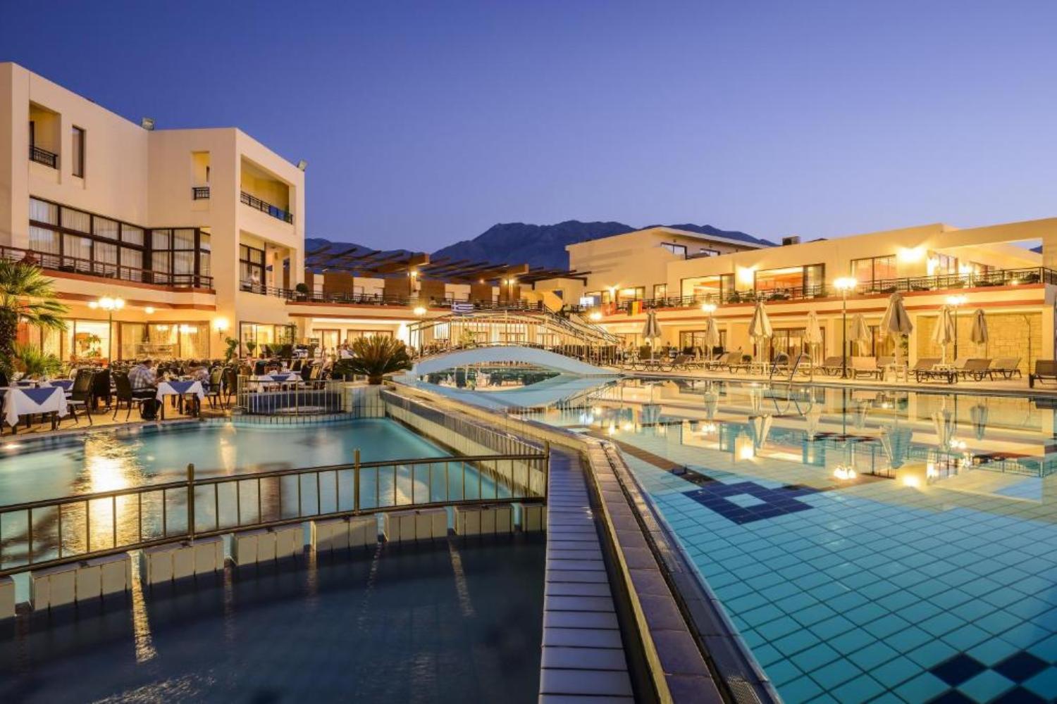 Vantaris Palace Hotel