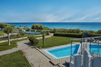 Skion Palace Beach Hotel