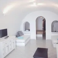 Altana Cliffside Villas Santorini