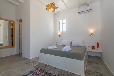 Manolis & Filio Home By The Sea Milos